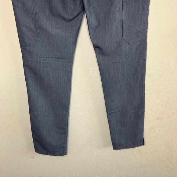 Figs XS Kade scrubs pant Heather Denim Chambray - Picture 7 of 10